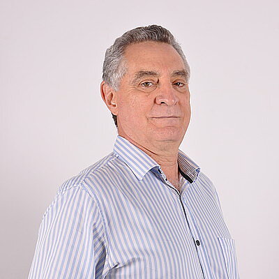 Dr. Gilberto Perez Dr. Gilberto Perez