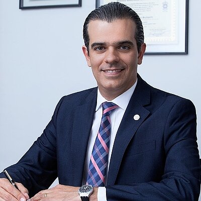 Prof: Dr. Rodrigo Arnoni Scalquette Prof: Dr. Rodrigo Arnoni Scalquette
