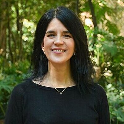 Maria Cristina Triguero Veloz Teixeira