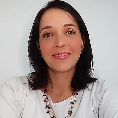 Julia Gebara Gomes Julia Gebara Gomes