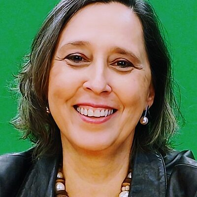 Profa. Dra. Ligia Regina Maximo Cavalari Menna Profa. Dra. Ligia Regina Maximo Cavalari Menna