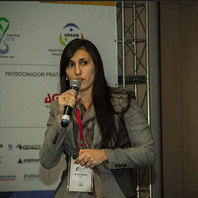 Dra. Natalia Resende Andrade