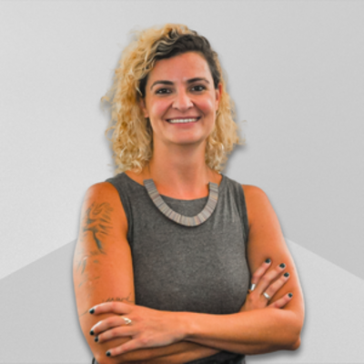 Prof.ª Dr.ª Isadora Simões de Souza