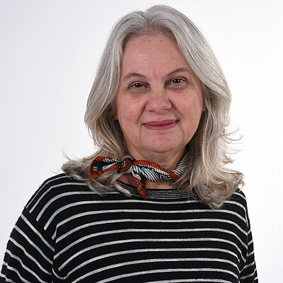 Ana Lúcia Trevisan Ana Lúcia Trevisan