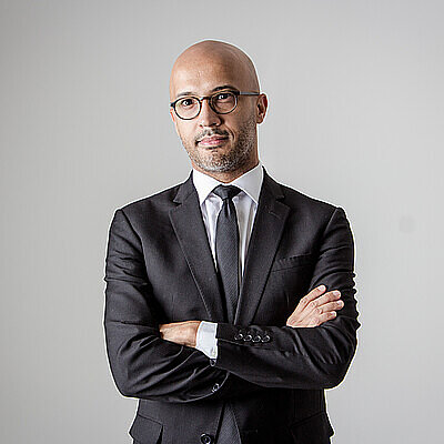 Prof. Dr. Alessandro de Oliveira Soares 