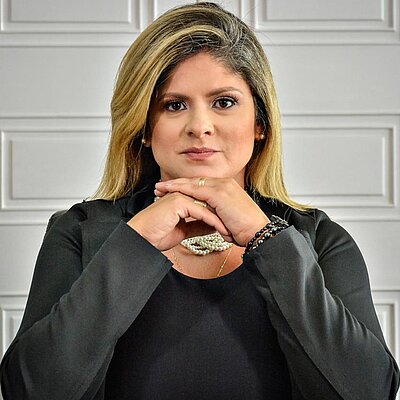 Profa. MSc. Kelly Amorim