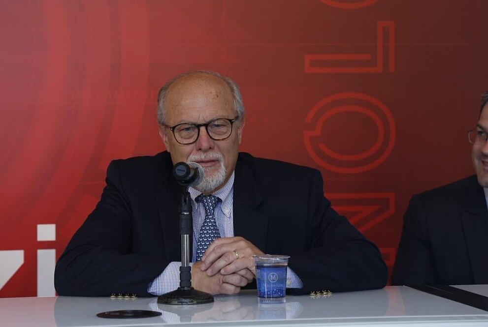 Professores Walter Bardenwerper e André Pagani no evento de abertura.