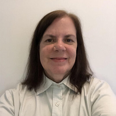 Prof.ª Dra. Mônica Ponz Louro