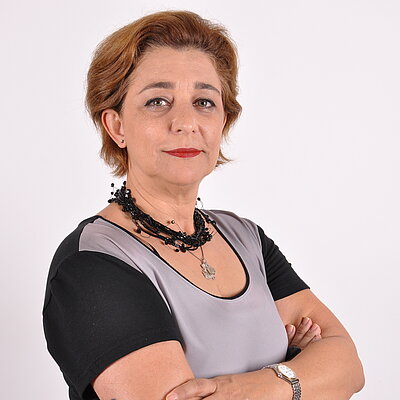 Professor PhD. Viviane Manzione Rubio Professor PhD. Viviane Manzione Rubio