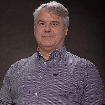 Prof. Dr. Carlos Alberto Monezi Oliveira