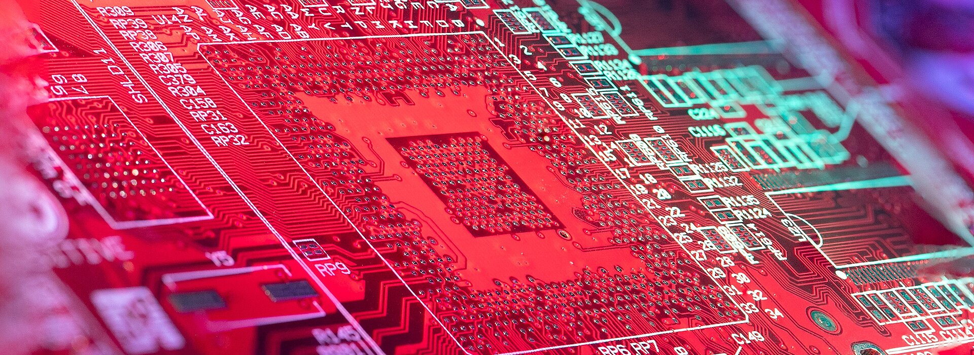 Imagem tecnológica de placa de computador, ligando à proteção de dados. 