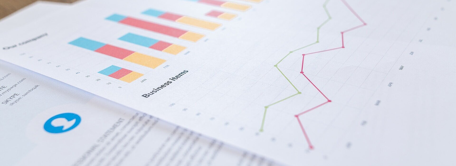 gráficos em um livro de negócios