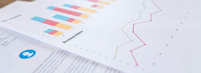 gráficos em um livro de negócios
