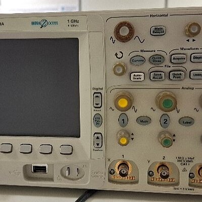 Osciloscópio digital de 1 GHz de 4 canais 