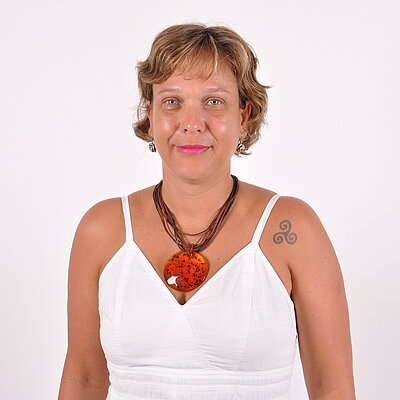 Professor PhD. Débora Sanches Professor PhD. Débora Sanches