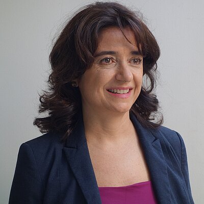 Profª. Drª. Ana Paula Koury
