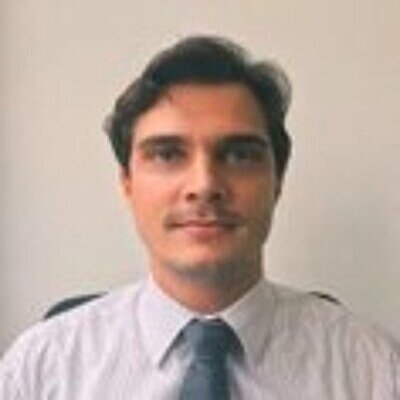 Professor Pedro Buck Avelino Professor Pedro Buck Avelino