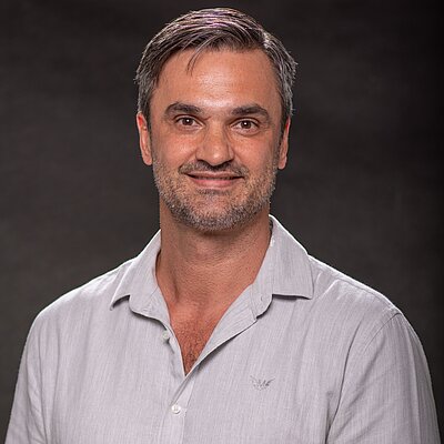 Prof. Guilhermino José Macedo Fechine, PhD. Prof. Guilhermino José Macedo Fechine, PhD.