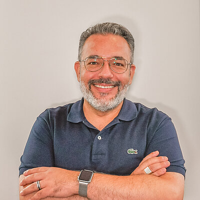 Prof. Dr. Adriano Monteiro de Castro