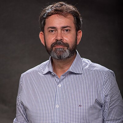 Prof. Ms. José Tadeu Coutinho
