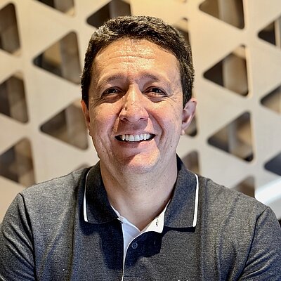 Prof. Dr. Gustavo Moreira Calixto