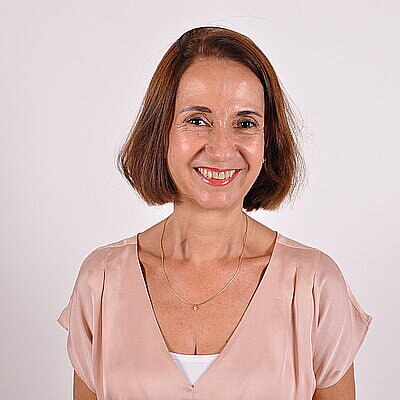Profª. Drª. Cássia Regina Mariano