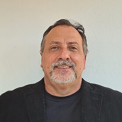Prof. Dr. Patricio Dugnani Prof. Dr. Patricio Dugnani