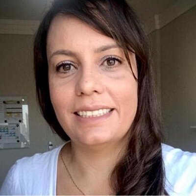 Profª. Drª. Caroline Valadão Pacheco