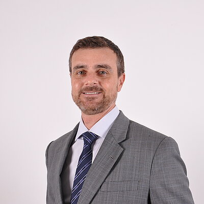 Prof. Dr. Alexis Couto de Brito Prof. Dr. Alexis Couto de Brito