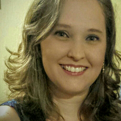 Profa. Ma. Juliana Martinez Pieroni