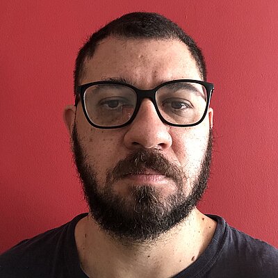 Dr. Marcos Alves dos Santos Dr. Marcos Alves dos Santos