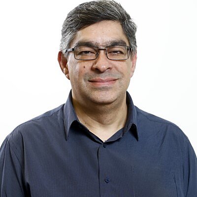 Prof. Dr. Cláudio Luís Carvalho Larieira