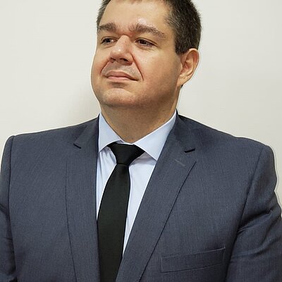 Prof. Dr. Tulio Augusto Tayano Afonso