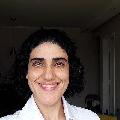 Profa. Dra. Milena Colazingari da Silva Profa. Dra. Milena Colazingari da Silva
