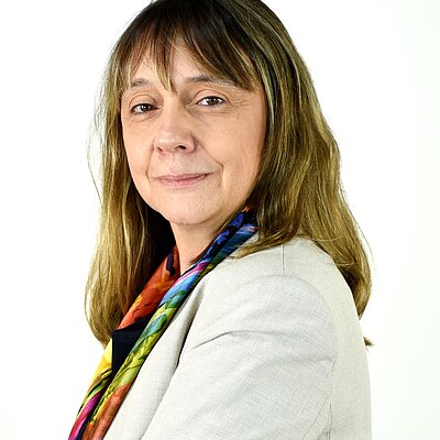 Regina Helena Pires de Brito Regina Helena Pires de Brito