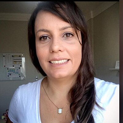 Profa. Dra. Caroline Valadão Pacheco