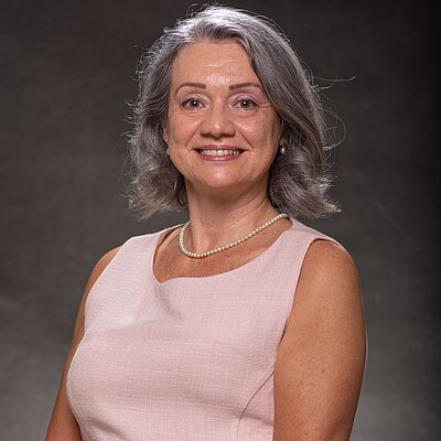 Prof. Adriana Benetti Marques Válio, PhD. Prof. Adriana Benetti Marques Válio, PhD.