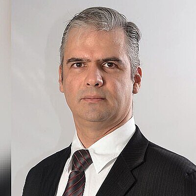 Prof. Dr. Fabiano Augusto Petean