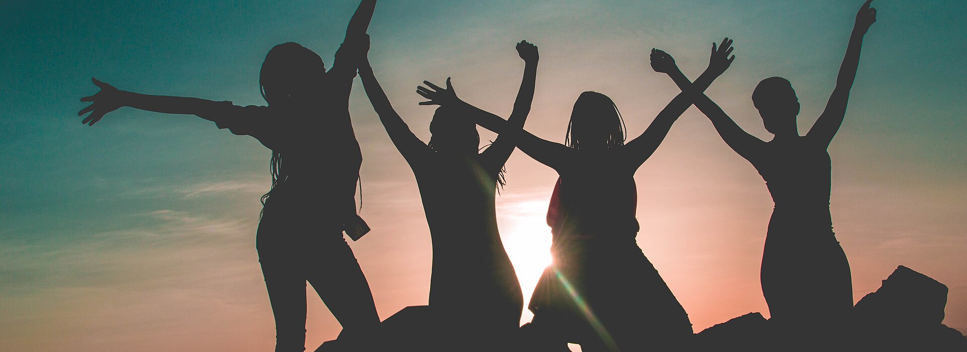 Foto de quatro amigas juntas