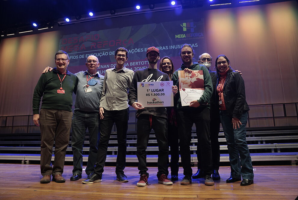 Décima primeira equipe premiada no evento. 