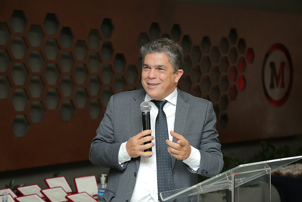 Reitor da UPM, Marco Tullio de Castro Vasconcelos. 
