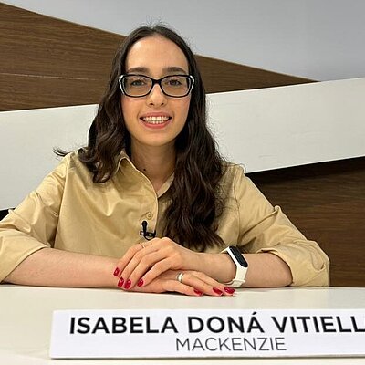 Isabela Doná Vitiello Isabela Doná Vitiello