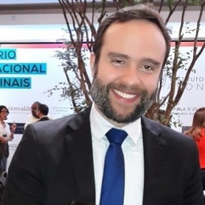 Prof. Me. Cristiano de Barros Santos Silva