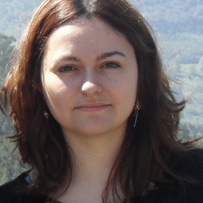 Dr. Pâmela Sierra Garcia Dr. Pâmela Sierra Garcia